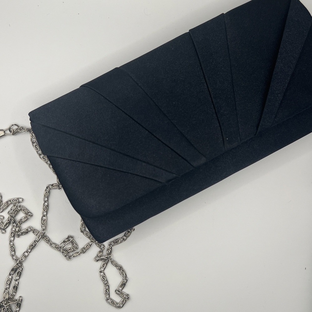 Unbranded Satin Evening Clutch Womens OS Black Pleated Sunburst Chain Strap